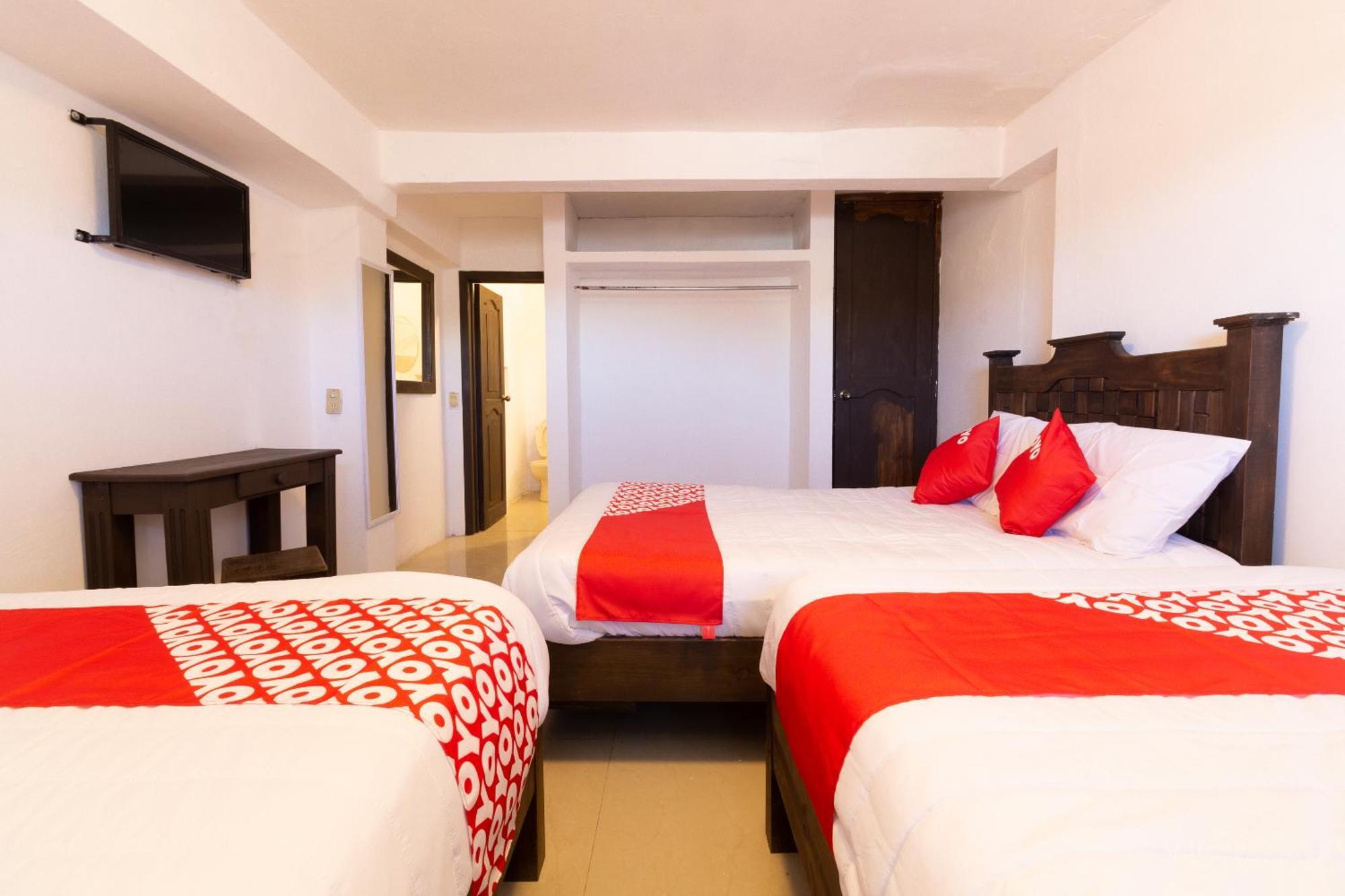 Oyo Hotel Punta Guadalupe, San Cristóbal de Las Casas מראה חיצוני תמונה