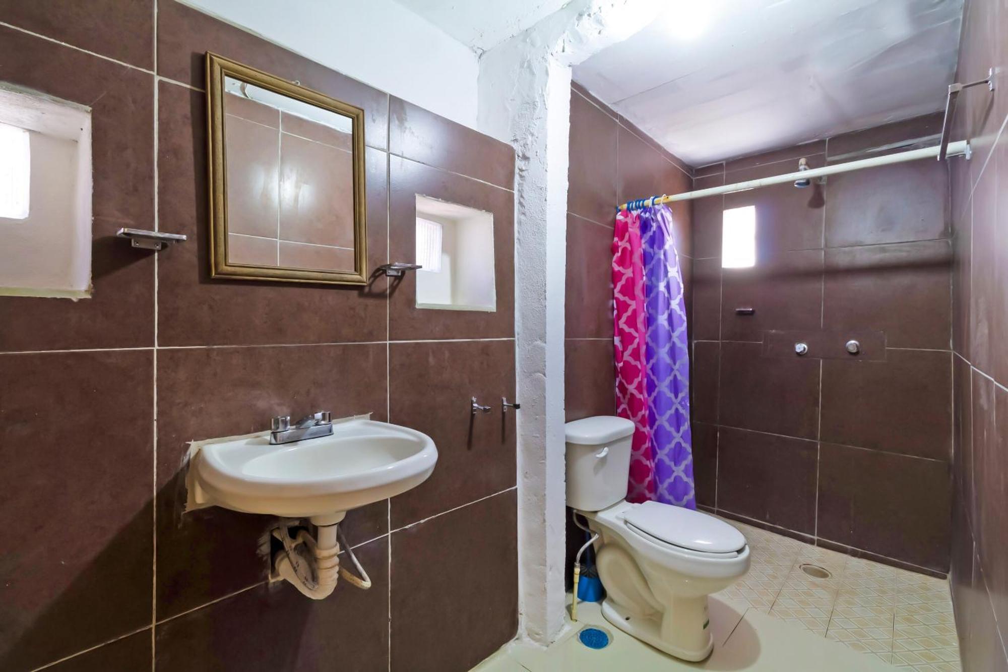 Oyo Hotel Punta Guadalupe, San Cristóbal de Las Casas מראה חיצוני תמונה